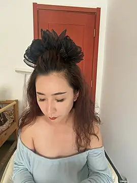 Snapshot of Jingjingxiang-520 chatting on July 9, 2026, 1:42 am Jingjingxiang-520 online show from July 9, 2026, 1:42 am