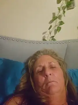 HotAzMilf online show from April 24, 2026, 5:54 am