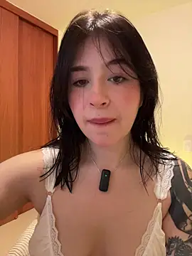 Snapshot of evelynrosess1 chatting on July 31, 2026, 1:27 am evelynrosess1 online show from July 31, 2026, 1:27 am