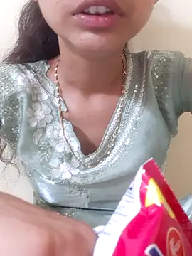 Snapshot of Kanchan7909 chatting on June 10, 2026, 1:10 pm Kanchan7909 online show from June 10, 2026, 1:10 pm
