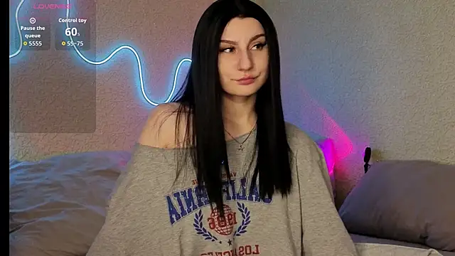 ValeryAlfie online show from April 29, 2026, 4:11 pm