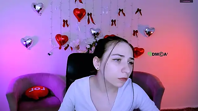 sweetie chloe  online show from February 17, 2026, 9:50 am