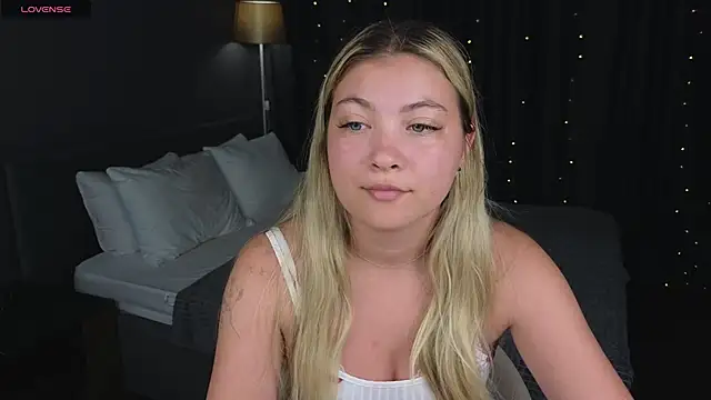 Snapshot of Angel__Grace chatting on June 16, 2026, 12:13 am Angel Grace online show from June 16, 2026, 12:13 am