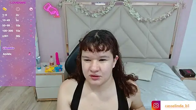 LUAR TAY online show from January 9, 2026, 11:35 am