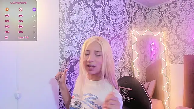 Snapshot of IRINA_TAY1 chatting on March 3, 2026, 3:56 am IRINA TAY1 online show from March 3, 2026, 3:56 am