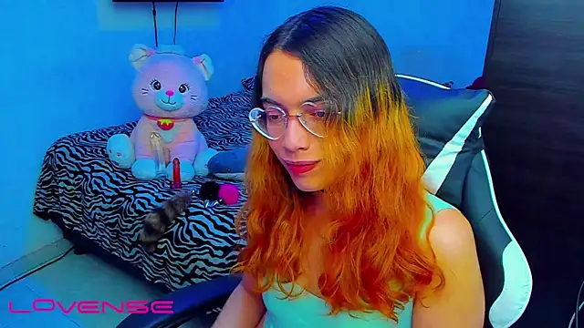 lillykittyyy online show from April 23, 2026, 3:08 am