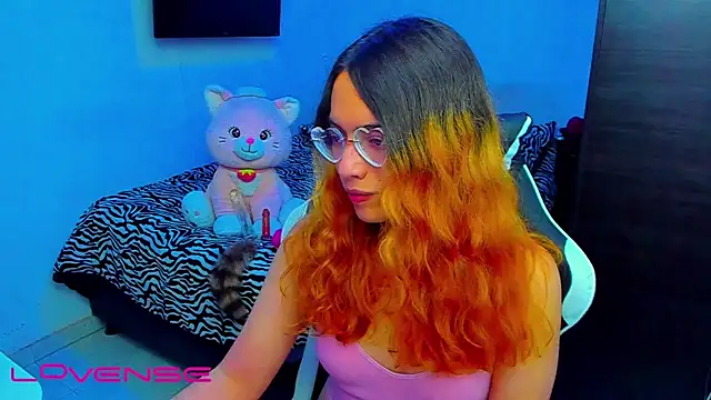 lillykittyyy online show from April 30, 2026, 3:35 am