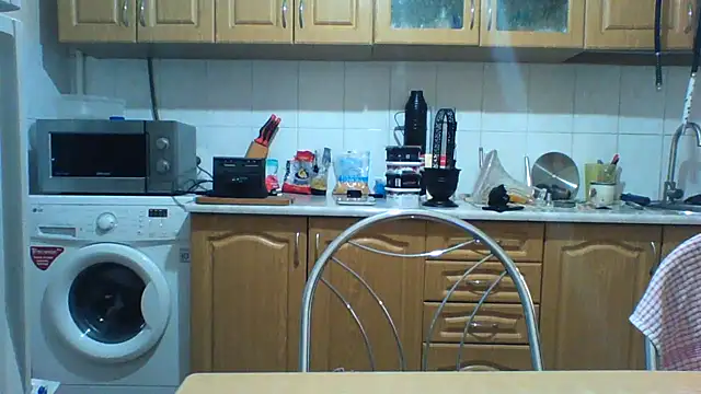 KaelNox online show from June 7, 2026, 6:44 pm