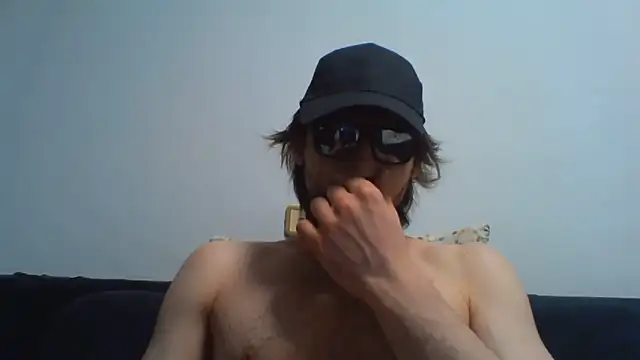 KaelNox online show from June 14, 2026, 7:27 pm