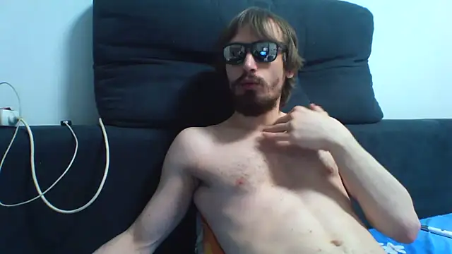KaelNox online show from July 19, 2026, 9:51 pm