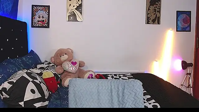 yorsamm smit online show from February 20, 2026, 6:37 am