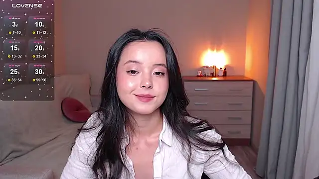 lia hetty online show from September 13, 2025, 5:24 pm