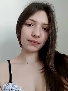 Snapshot of LunaTori456 chatting on March 11, 2026, 8:20 am LunaTori456 online show from March 11, 2026, 8:20 am