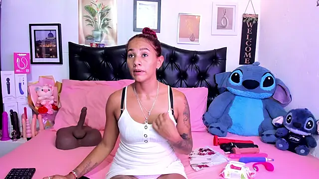 Snapshot of ValeryPettry_11 chatting on June 12, 2026, 3:38 am ValeryPettry 11 online show from June 12, 2026, 3:38 am