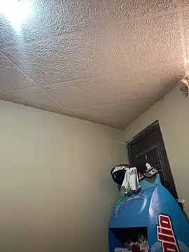 Snapshot of Lariquita chatting on February 2, 2026, 7:56 pm Lariquita online show from February 2, 2026, 7:56 pm