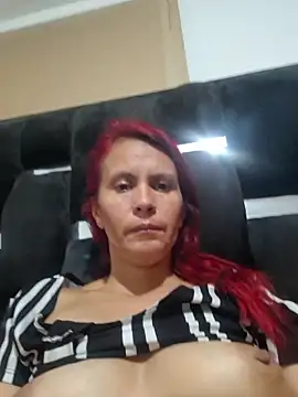 Snapshot of cintia_love chatting on May 27, 2026, 1:13 am cintia love online show from May 27, 2026, 1:13 am