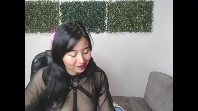 LolaOpalX online show from January 13, 2026, 1:11 am