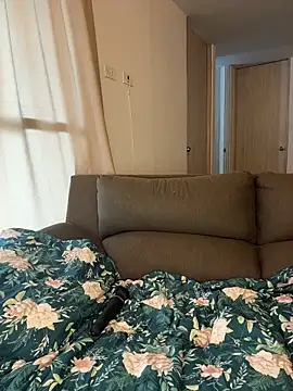 milablossom01 online show from February 14, 2026, 12:13 pm