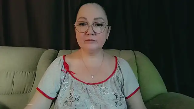 Snapshot of infinity_loveliness chatting on June 21, 2026, 9:56 am infinity loveliness online show from June 21, 2026, 9:56 am
