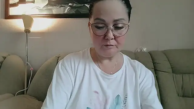 Snapshot of infinity_loveliness chatting on July 8, 2026, 7:02 am infinity loveliness online show from July 8, 2026, 7:02 am