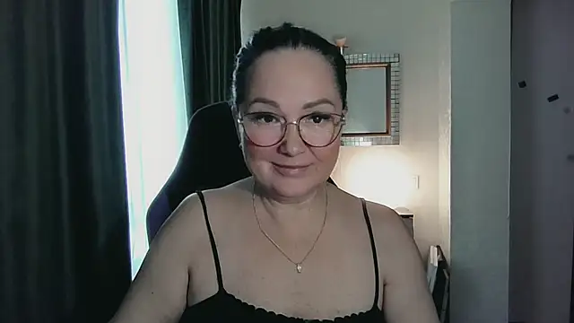 Snapshot of infinity_loveliness chatting on July 19, 2026, 8:07 am infinity loveliness online show from July 19, 2026, 8:07 am