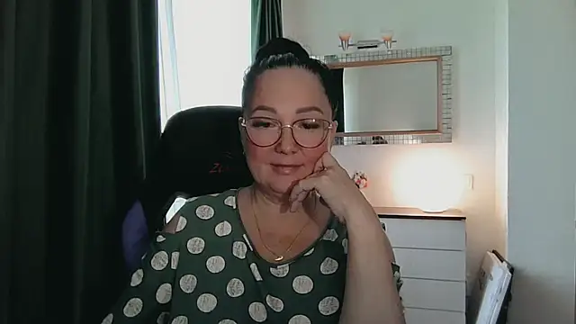 Snapshot of infinity_loveliness chatting on July 23, 2026, 6:55 am infinity loveliness online show from July 23, 2026, 6:55 am