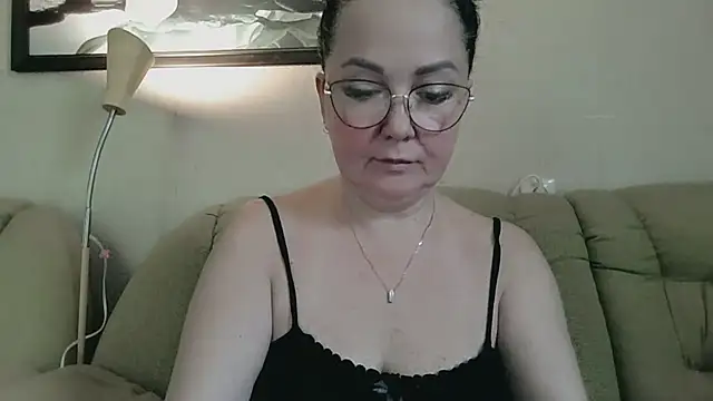 Snapshot of infinity_loveliness chatting on July 29, 2026, 6:11 am infinity loveliness online show from July 29, 2026, 6:11 am