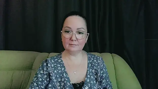 Snapshot of infinity_loveliness chatting on August 3, 2026, 7:18 am infinity loveliness online show from August 3, 2026, 7:18 am