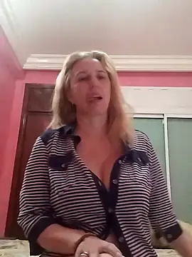 Snapshot of Adinashow12 chatting on March 2, 2026, 8:15 pm Adinashow12 online show from March 2, 2026, 8:15 pm