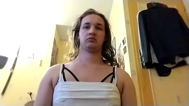 julialafemboy59 online show from February 9, 2026, 10:08 am