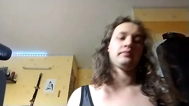 julialafemboy59 online show from February 26, 2026, 9:30 am