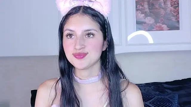 soffy hilltom online show from March 17, 2026, 12:08 pm