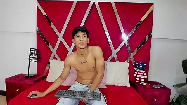 aishaxht online show from May 2, 2026, 9:09 pm