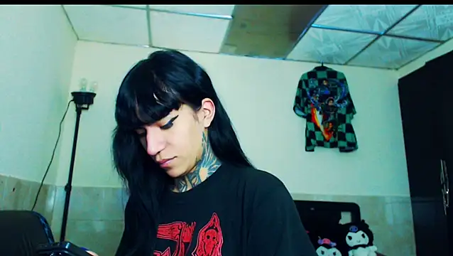 jazmin wolf online show from February 14, 2026, 12:02 pm