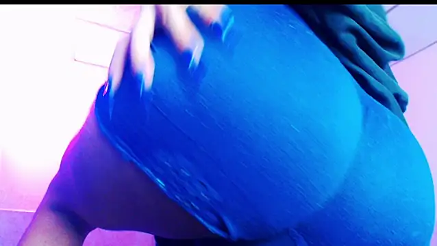 jazmin wolf online show from February 15, 2026, 12:36 pm