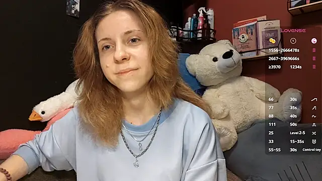 Snapshot of TiaraHenegan chatting on February 12, 2026, 7:14 am TiaraHenegan online show from February 12, 2026, 7:14 am