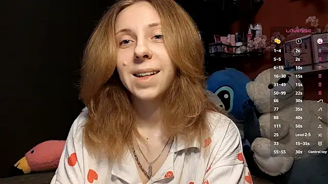 Snapshot of TiaraHenegan chatting on February 18, 2026, 7:15 am TiaraHenegan online show from February 18, 2026, 7:15 am