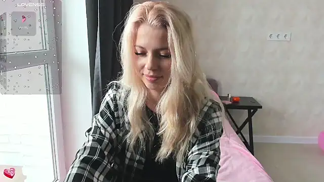 MinionFriend online show from February 15, 2026, 11:41 am