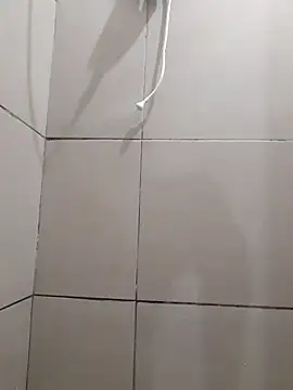 Snapshot of rolaaa2000 chatting on March 9, 2026, 12:47 am rolaaa2000 online show from March 9, 2026, 12:47 am