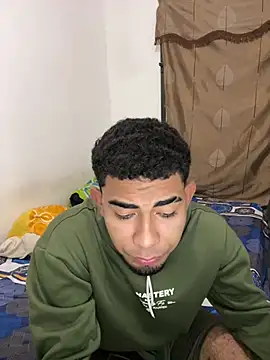 youngalexofficial online show from February 12, 2026, 4:29 am