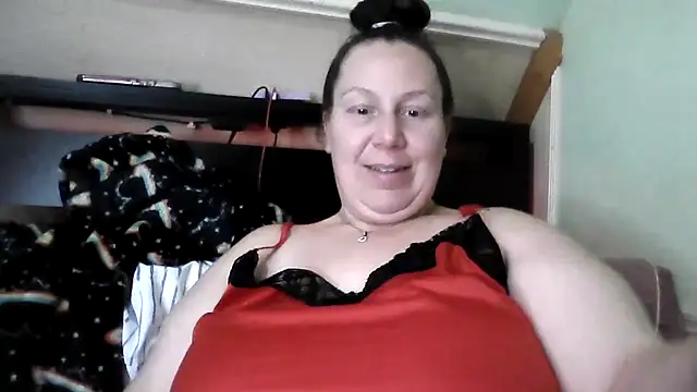 Snapshot of DallaStone chatting on October 25, 2025, 3:18 pm DallaStone online show from October 25, 2025, 3:18 pm