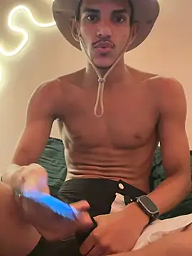Snapshot of Gael_Reis chatting on January 16, 2026, 7:23 am Gael Reis online show from January 16, 2026, 7:23 am