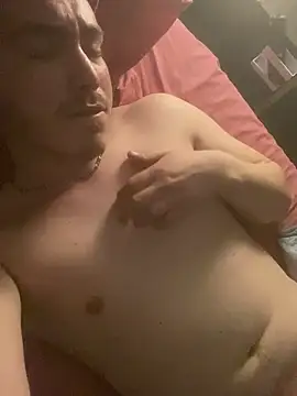 Kev18bwc online show from March 11, 2026, 11:44 pm