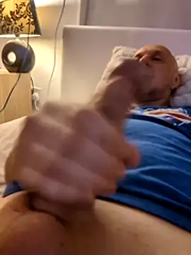 parish7196 online show from April 14, 2026, 10:16 pm