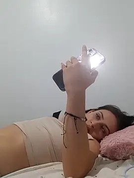 diosa cristal  online show from February 20, 2026, 4:31 am