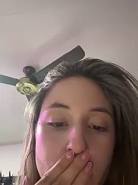 lriana miller online show from February 3, 2026, 2:53 am