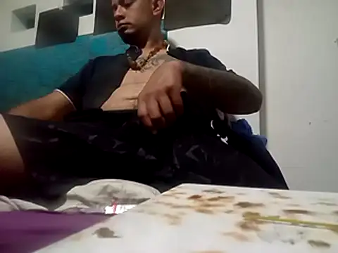 Snapshot of diablitoooxxx chatting on April 5, 2026, 5:37 am diablitoooxxx online show from April 5, 2026, 5:37 am