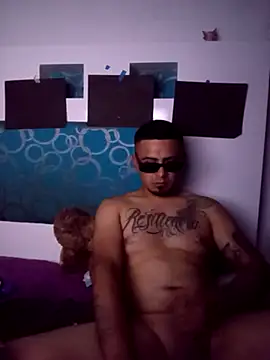 Snapshot of diablitoooxxx chatting on April 8, 2026, 8:58 am diablitoooxxx online show from April 8, 2026, 8:58 am