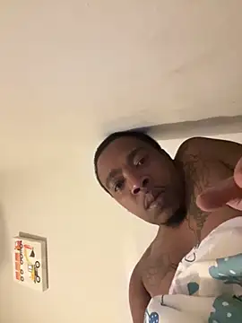 MackGz0224 online show from March 19, 2026, 8:18 am