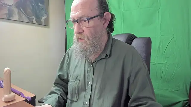 Uncle Hottie online show from March 17, 2026, 3:48 pm